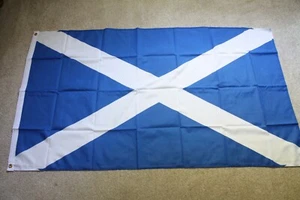 Scotland St Andrews Scottish Flag Saltire 5' x 3' (150cm x 90cm) - Fast Dispatch - Foto 1 di 4