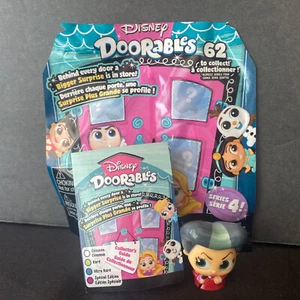 Disney Doorables Serie 4 Personaggio Lady Tremaine NUOVO - Foto 1 di 10