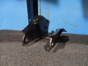 Mazda 323 DSL Enginr Bracket No. 2 (D10602) - Picture 1 of 6