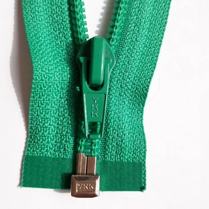 Reißverschluss SMARAGDGRÜN  826 Nylon Größe 5 teilbar YKK Zipper fermuar cipzár - Picture 1 of 2