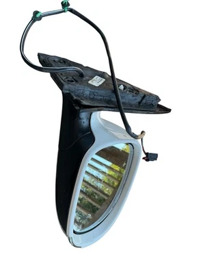 Espejo retrovisor lateral derecho Volkswagen Jetta 2010-2014 OEM 1K1857502JR9B9 Foto 1 de 4