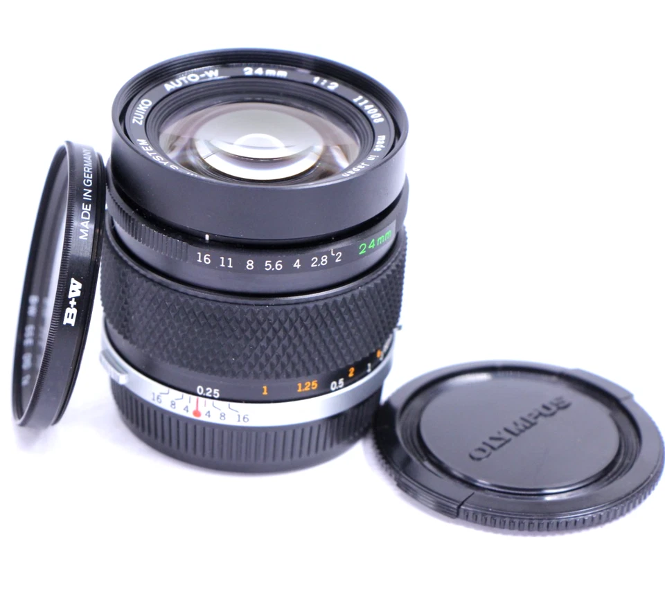 Olympus Zuiko 24mm f2 MC Auto-W OM Japan 24/2 Late Lens free US ship Fast Mint- - Image 1 of 4