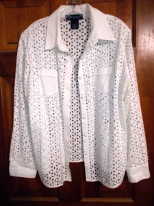 Susan Graver Style Women’s Large White Long Sleeve Button Eyelet Blouse Cotton - Picture 1 of 3