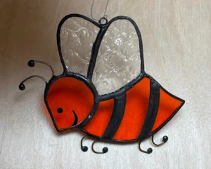 Prendisole Happy Bumblebee in vetro colorato arancione 3" x 3,5" solo uno disponibile - Foto 1 di 7