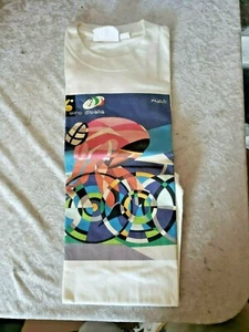 T Shirt Bicycling Giro d'Italia Make offer!  NWOT Small RARE!!!!!! - Picture 1 of 3