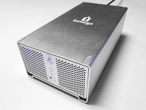 Iomega UltraMax | 1 To | Disque dur externe | Boîtier en aluminium design PowerMac - Photo 1/13