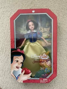 Muñeca Disney Blancanieves y los siete enanitos colección exclusiva Mattel 2013 - Imagen 1 de 2