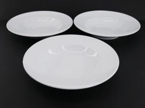 3 Pc CRATE AND BARREL 12" WiDE RiM WHiTE MAiSON SOUP SERViNG PASTA BOWL LOT - Picture 1 of 5