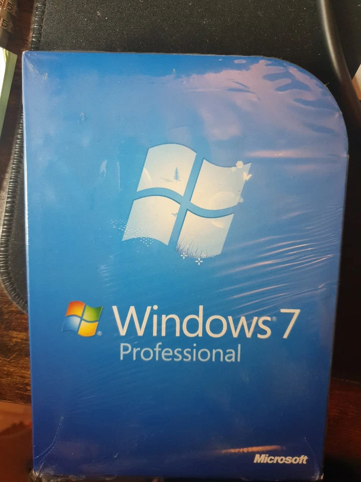 Microsoft Windows 7 Professional 32 and 64bit DVD - Image 1 of 4