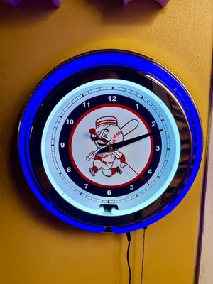 Cincinnati Reds Baseball Throwback Bar Man Cave Retro Neon Adverting Clock Sign - Image 1 of 4