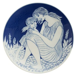 Royal Copenhagen Mother's Day Plate 1978 Original First Choice Porcelain - Picture 1 of 4