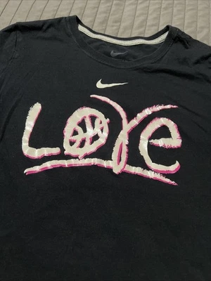 Camiseta para mujer Nike Basketball Love rosa y negra ajustada. XL Foto 1 de 4