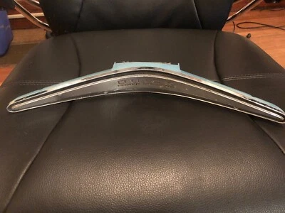 Buick Wildcat Electra LeSabre 1962 botón de bocina de dirección asistida Foto 1 de 4