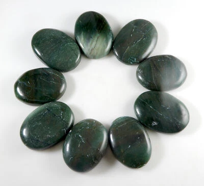 Natural 1.6 Inch Green Aventurine Oval Cabochon Gems 1068.45 Ct 11 Pcs Lot T209 - Image 1 of 4