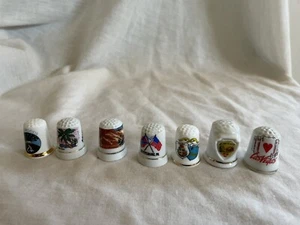 Lot of 7 VTG Porcelain Ceramic Bone China Thimbles - Finsbury, Aruba, Las Vegas - Bild 1 von 12