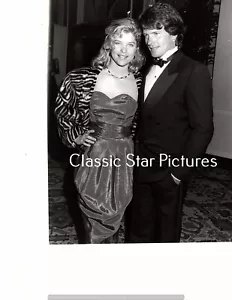 S350 Kate Vernon di Falcon Crest Gordon Thomson della dinastia 7 x 9 foto candida - Foto 1 di 1