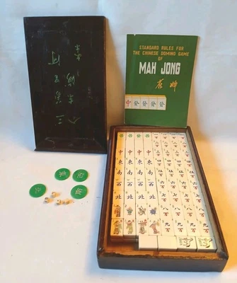 Mahjong Set Oriental Wood Box 152 Tiles 4 Green Tokens Mahjong Jongg 1920s Rare - Image 1 of 4