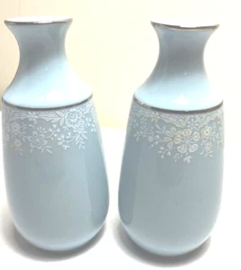 Fidelity by Noritake Japan China blue with flowers  Salt And Pepper Shakers - Picture 1 of 4