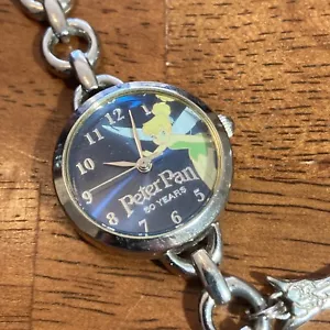 Reloj Tinker Bell 50 Aniversario Disney Peter Pan de Seiko Funciona con batería nueva - Imagen 1 de 6
