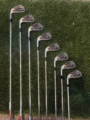 LH TaylorMade PSi [Tour] Irons 4-PW (stiff flex) - Good Condition - Image 1 of 4