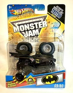 2011 Hot Wheels Monster Jam Travel Treads #69/80 - Batman Batmobile - NIP - Picture 1 of 5