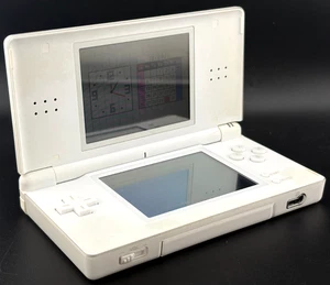 Nintendo DS Lite Handheld-System (USG-001) - Polarweiß - Bild 1 von 7