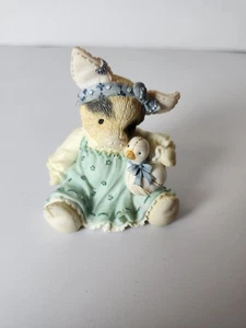 This Little Piggy Figurine ~ "Sending You The Pigs Of The Season" ~ 1998 Enesco - Picture 1 of 5