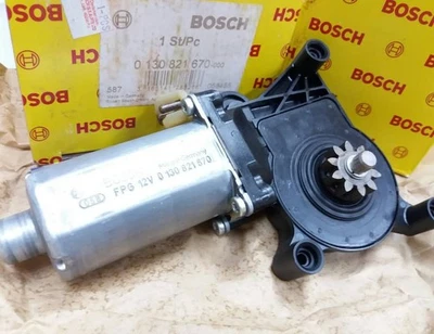 Mercedes W202 W210 Window Motor front-left 2-pin Bosch 0130 821 670 (2028205542) - Image 1 of 3