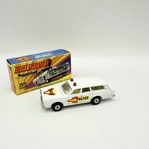 Matchbox Superfast 55 Mercury Police Station Wagon con capó y etiquetas de puerta - Imagen 1 de 12