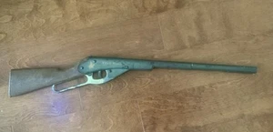 Vintage Daisy Trail Boss Model 960 Toy Gun Untested Barrel Needs Repair - Picture 1 of 3