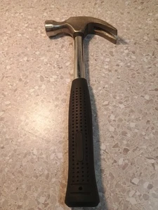 16OZ UNBRANDED CURVED CLAW HAMMER WITH NON-SLIP HANDLE IN GREAT CONDITION - Picture 1 of 8