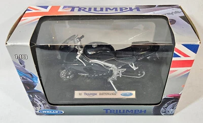 Welly Triumph Daytona 955i Diecast Motorbike, 1.18 Scale, Boxed - Image 1 of 4