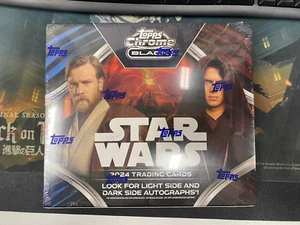 2024 TOPPS CHROME BLACK STAR WARS SCATOLA SIGILLATA - Foto 1 di 1