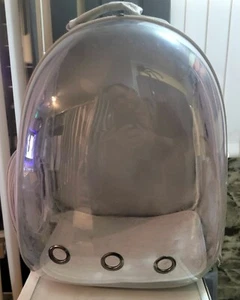 Atmungsaktiver Rucksack für Kleintiere Hunde und Katzen - Transport Kapsel - Bild 1 von 5
