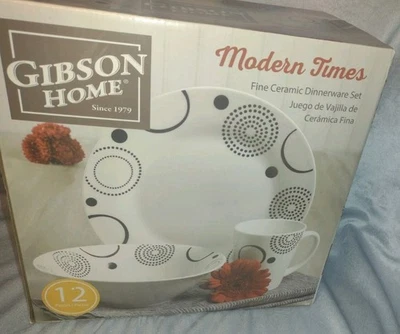 Gibson Home Modern Times Juego de vajilla de cerámica fina de 12 piezas 4 ajustes de lugar Foto 1 de 4