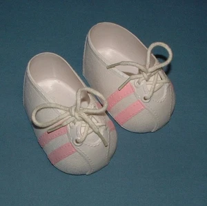 CABBAGE PATCH KIDS; DOLL BOOTIES / SHOES - COLECO - USED CONDITION - Picture 1 of 2