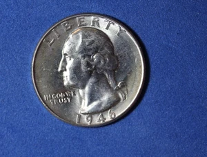 1946- Washington Quarter Dollar #P31102 - Picture 1 of 2