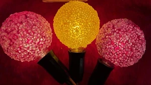 Vintage Christmas Lighted Ice Sugared Light Bulbs Snowball Working Set of 3 Box - Picture 1 of 3