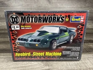 Revell Motorworks Firebird Street Machine Bausatz #85-0807 Factory Sealed - Bild 1 von 6