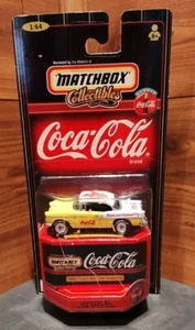 MATCHBOX COLLECTIBLES COCA-COLA BRAND® 1955 CHEVY BEL AIR HARDTOP 1:64 REPLICA - Foto 1 di 15
