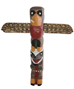 Vintage Hand Carved Wooden Totem Pole Eagle Bear Light Wood 1954 Signed Joe H - Picture 1 of 13