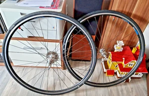 Rennrad Laufradsatz , sehr gut erhalten - Bild 1 von 8