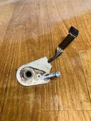 Honda Hrm215 HRB215 Mower Right Rear Arm Adjuster  42930-VE2-305 42961-VE2-000 - Image 1 of 4