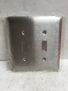 (Lote de 8) Cubierta de interruptor de palanca de 2 velocidades Mulberry 57072 satinada SS - Imagen 1 de 4