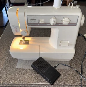 Máquina de Coser Brother VX-1120 con Pedal Totalmente Probada FUNCIONANDO Estado - Imagen 1 de 7