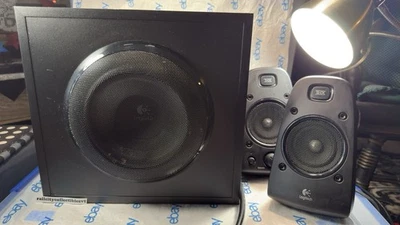 Logitech Z623 Home Speaker System 3 Stück 2.1 Kanal Schwarz 400 Watt TV Telefon PC - Bild 1 von 4