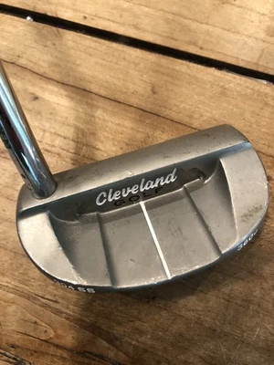 Cleveland Golf Huntington Beach Collection 304SS 6 Putter 360g 34" - Image 1 of 4