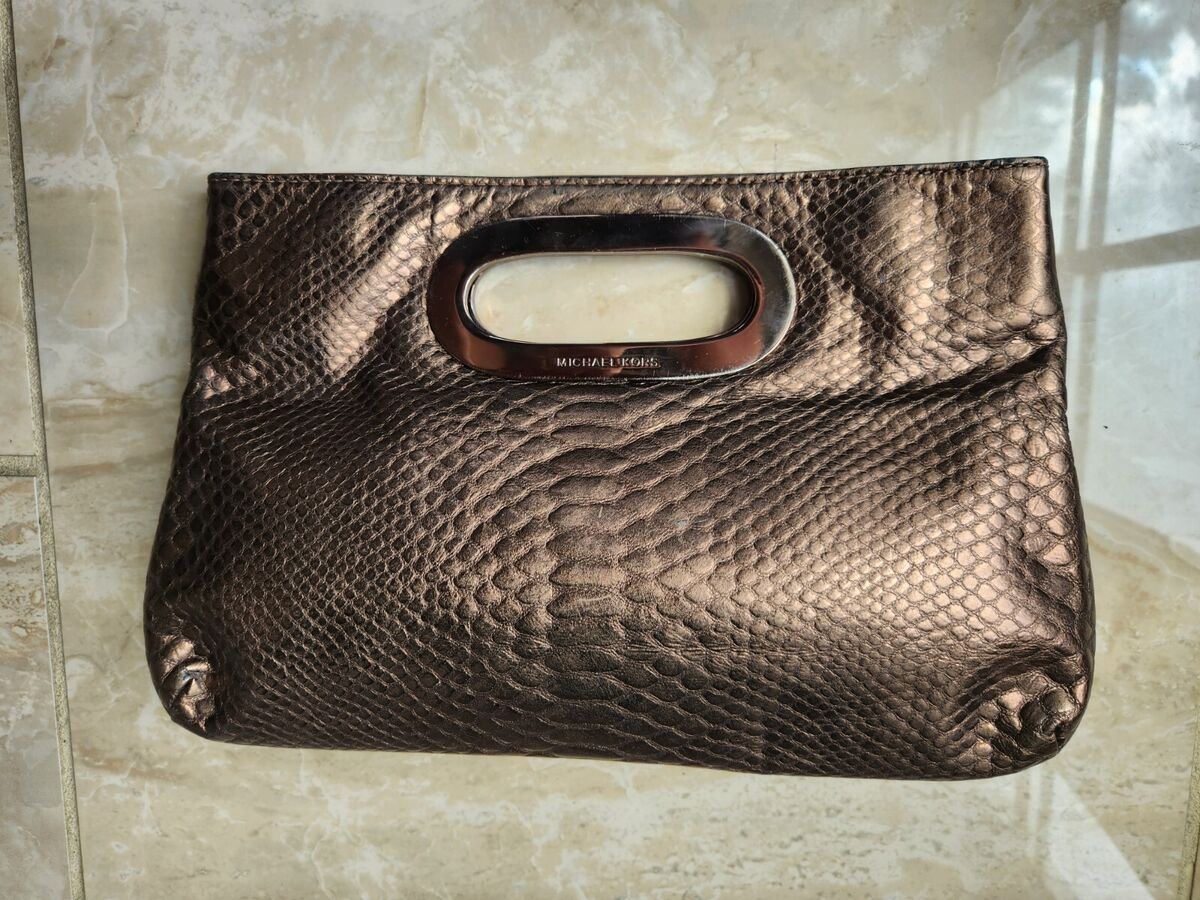 Michael Kors Berkley Leather Exterior Clutch Bags & Handbags Michael Kors Berkley Leather Exterior Clutch Bags & Handbags