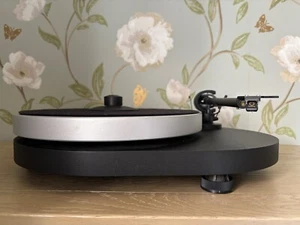Pro-ject RPM 4 turntable (Black), in excellent condition - Picture 1 of 7