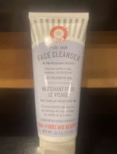 FIRST AID BEAUTY Pure Skin Face Cleanser 2oz (Mini/Large Travel Size)- Brand New - Picture 1 of 4